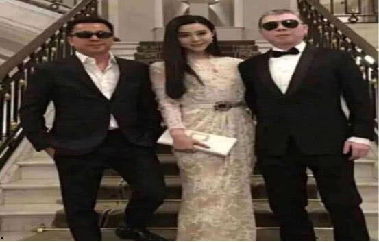 快乐吃瓜娱乐新闻视频,最新娱乐新闻视频盘点